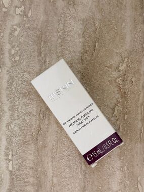 111SKIN Repair Serum NAC Y2 — White & Plum Accent